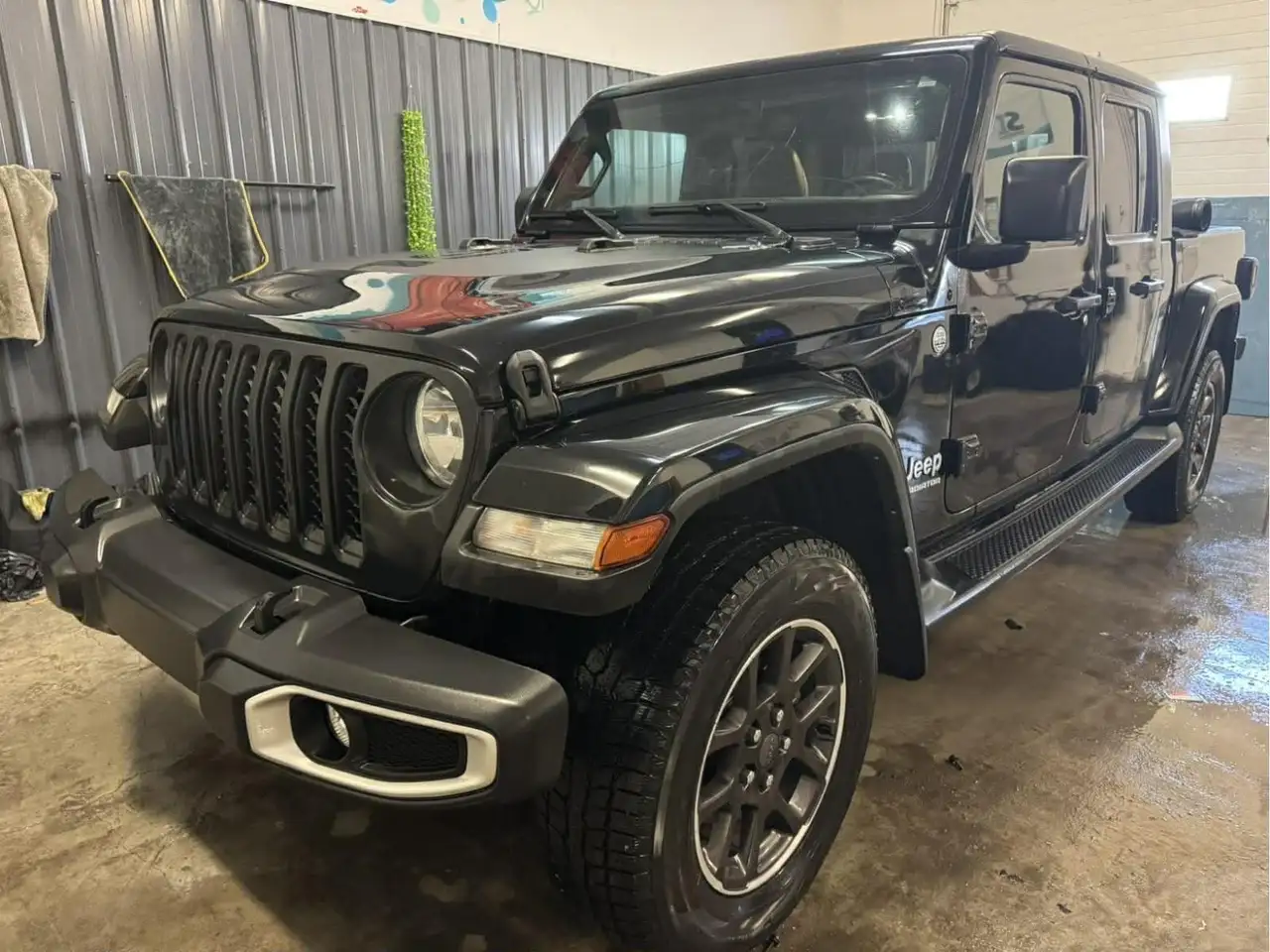 2022 Jeep Gladiator