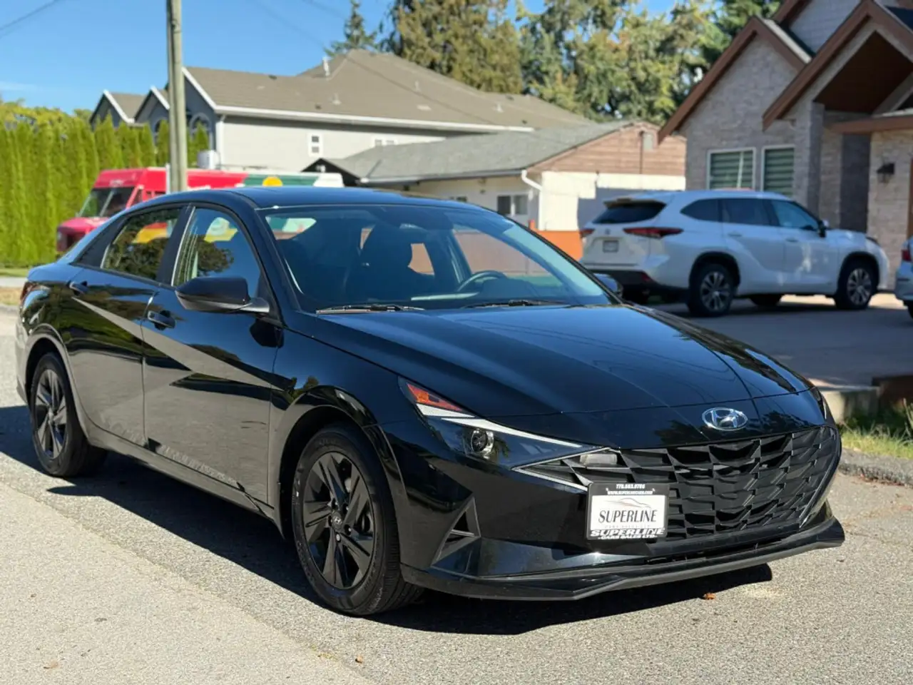 Hyundai ELANTRA снимка Hyundai ELANTRA