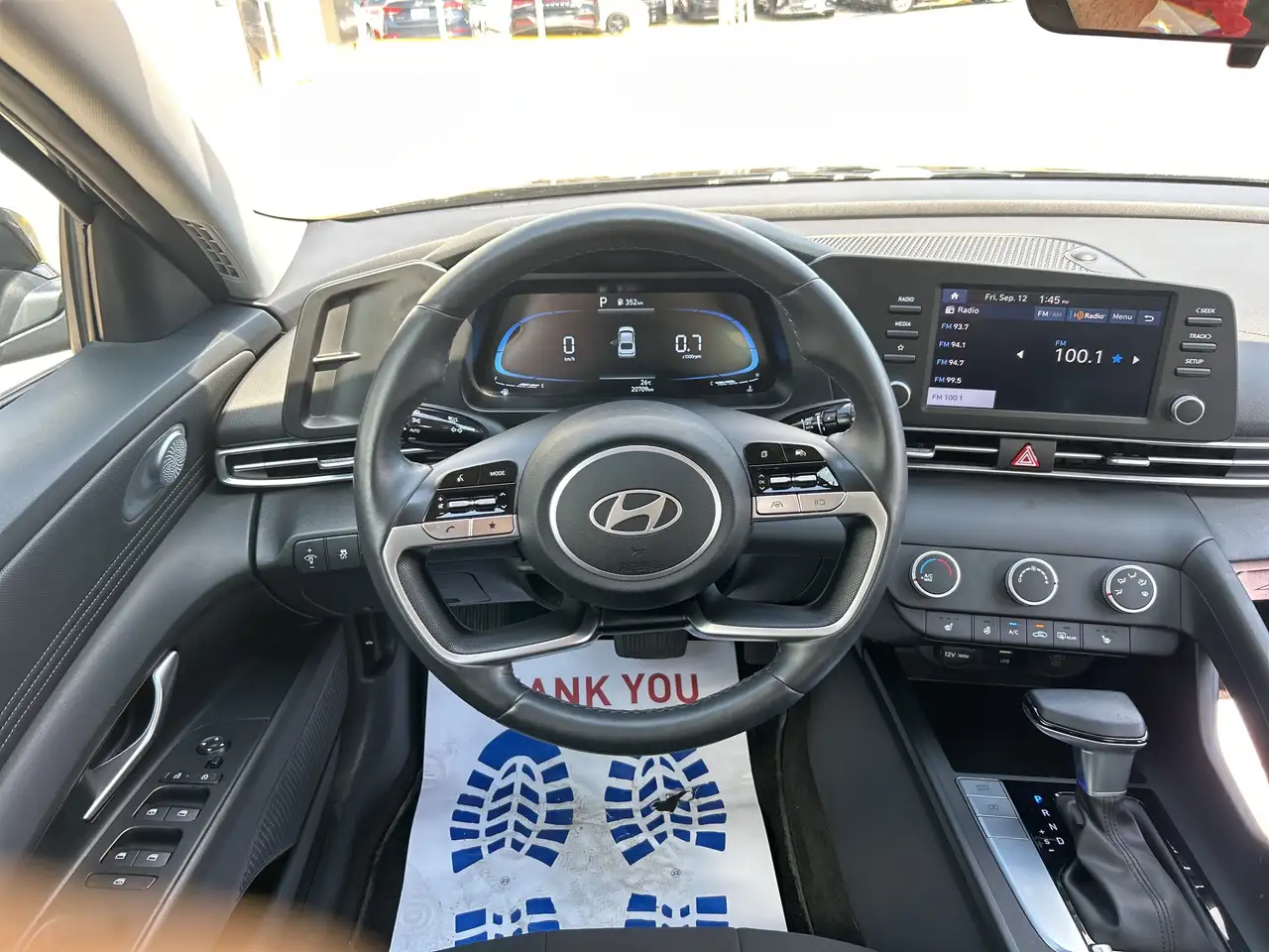 Hyundai ELANTRA снимка Hyundai ELANTRA