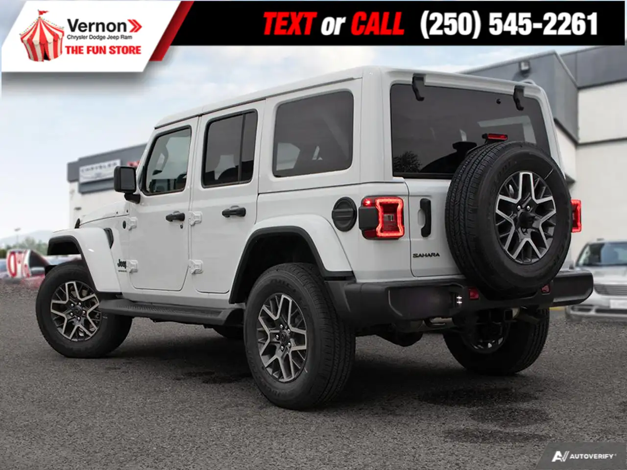 Jeep Wrangler photo Jeep Wrangler