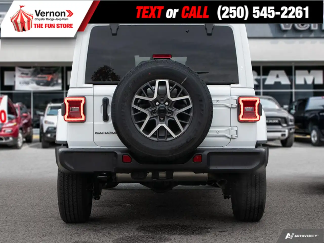Jeep Wrangler photo Jeep Wrangler