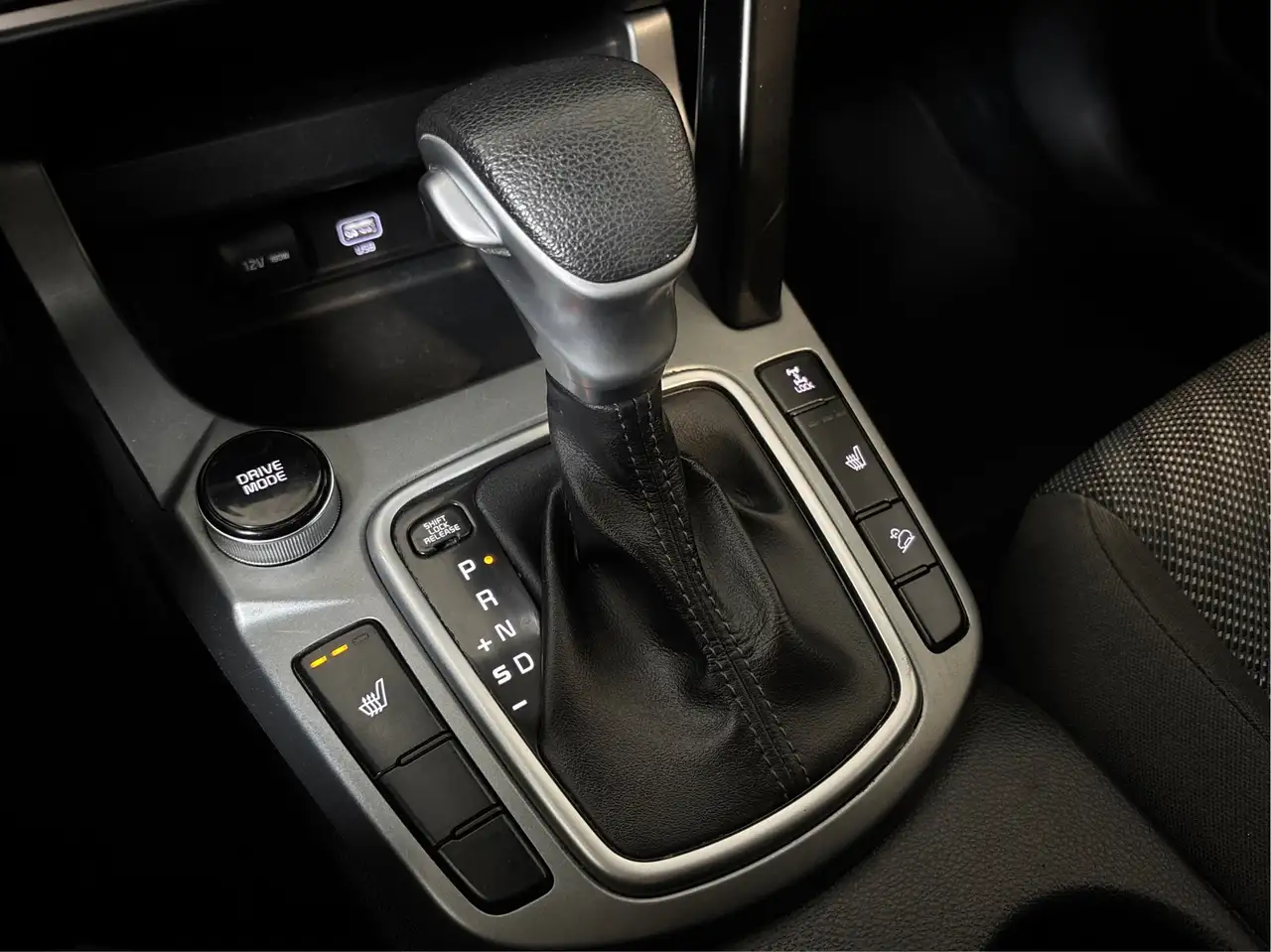 Kia Seltos снимка Kia Seltos