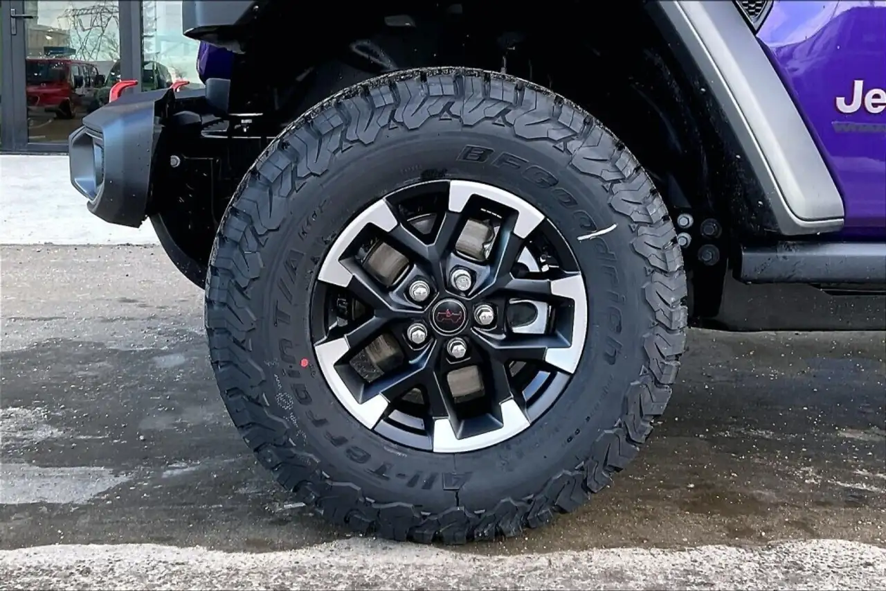 Jeep Wrangler снимка Jeep Wrangler