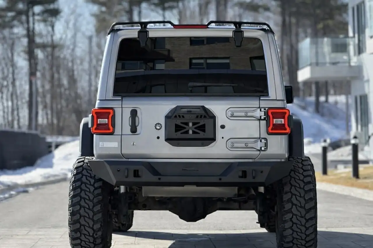 Jeep Wrangler снимка Jeep Wrangler