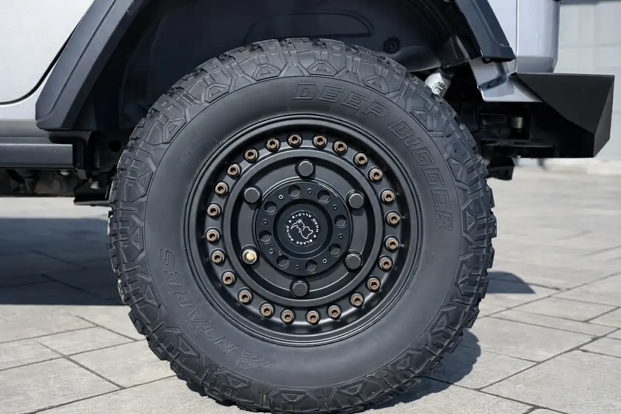 Jeep Wrangler снимка Jeep Wrangler