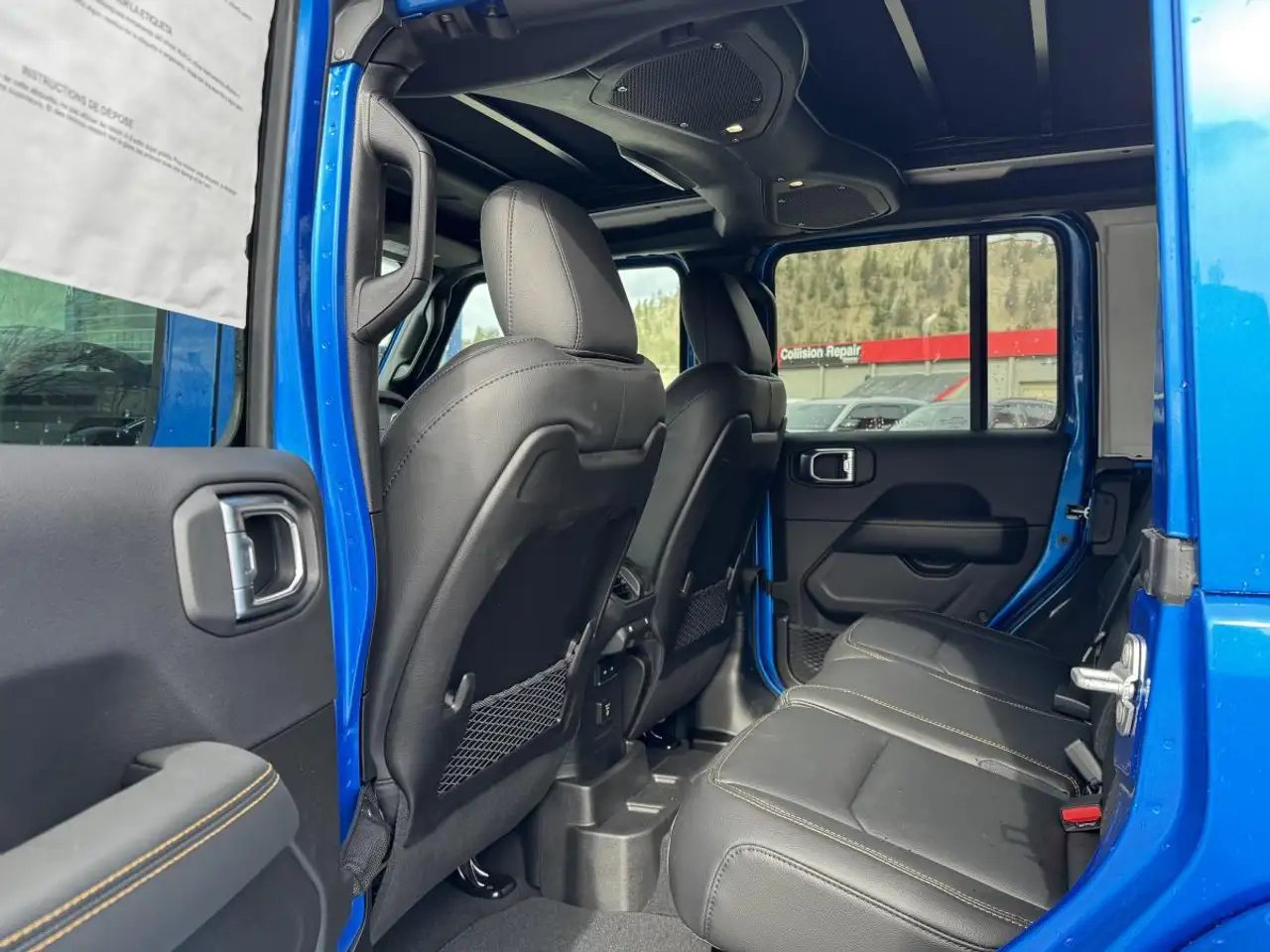 Jeep Wrangler снимка Jeep Wrangler