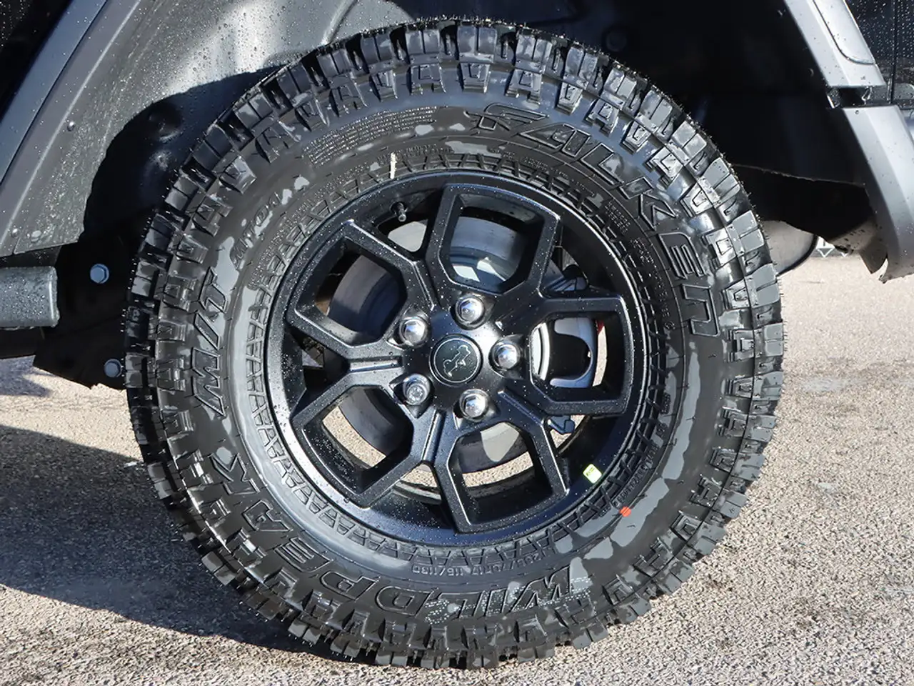 Jeep Wrangler снимка Jeep Wrangler
