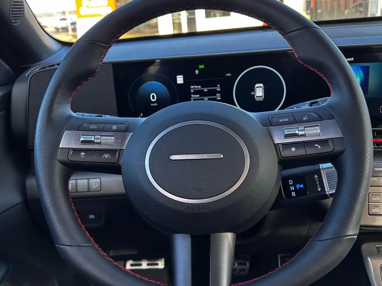 Hyundai KONA снимка Hyundai KONA
