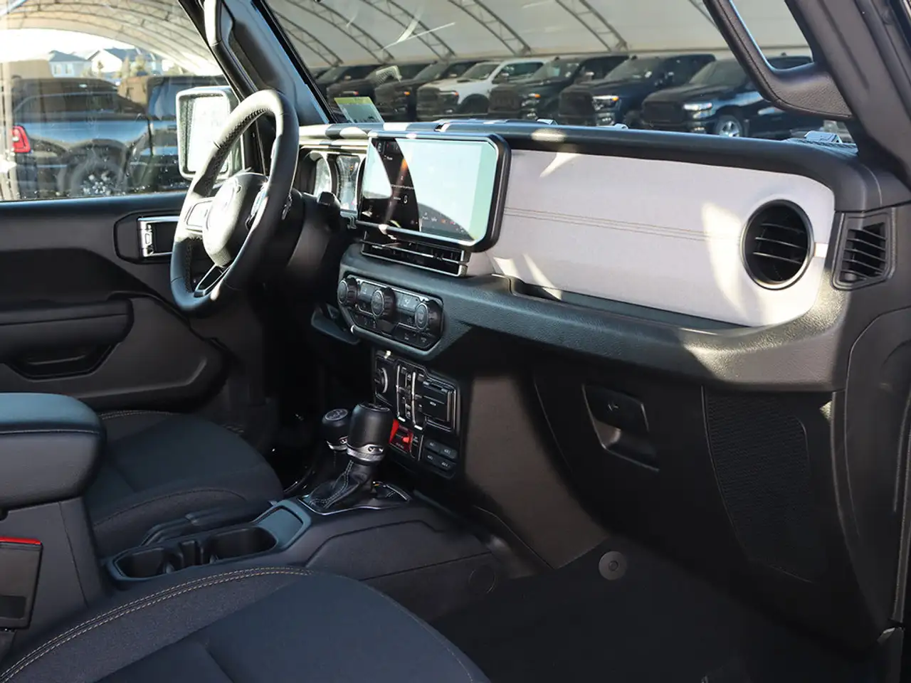 Jeep Wrangler снимка Jeep Wrangler