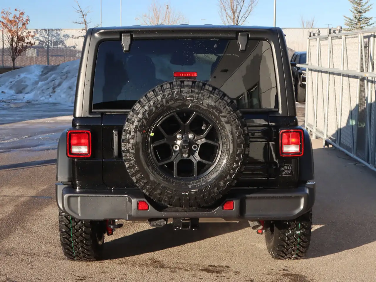 Jeep Wrangler снимка Jeep Wrangler