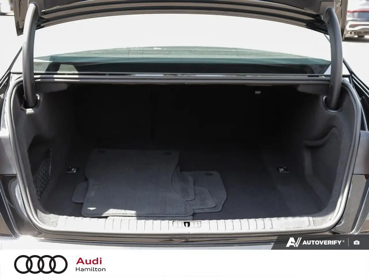 Audi A6 снимка Audi A6