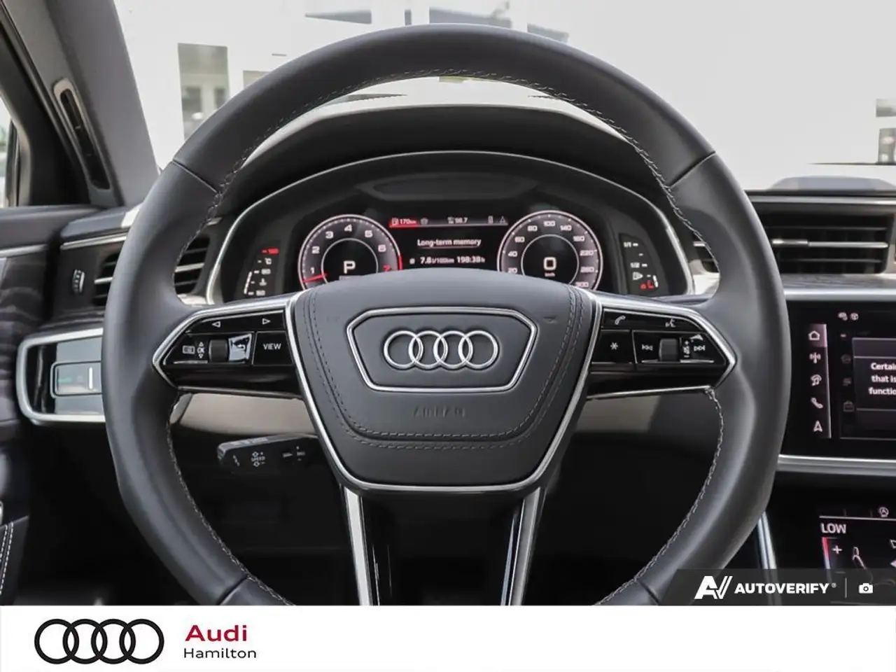Audi A6 снимка Audi A6