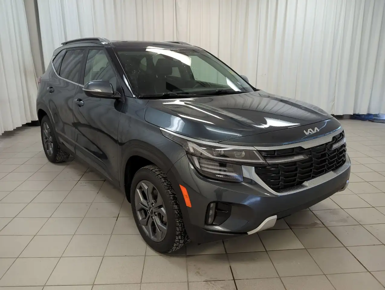 Kia Seltos снимка Kia Seltos