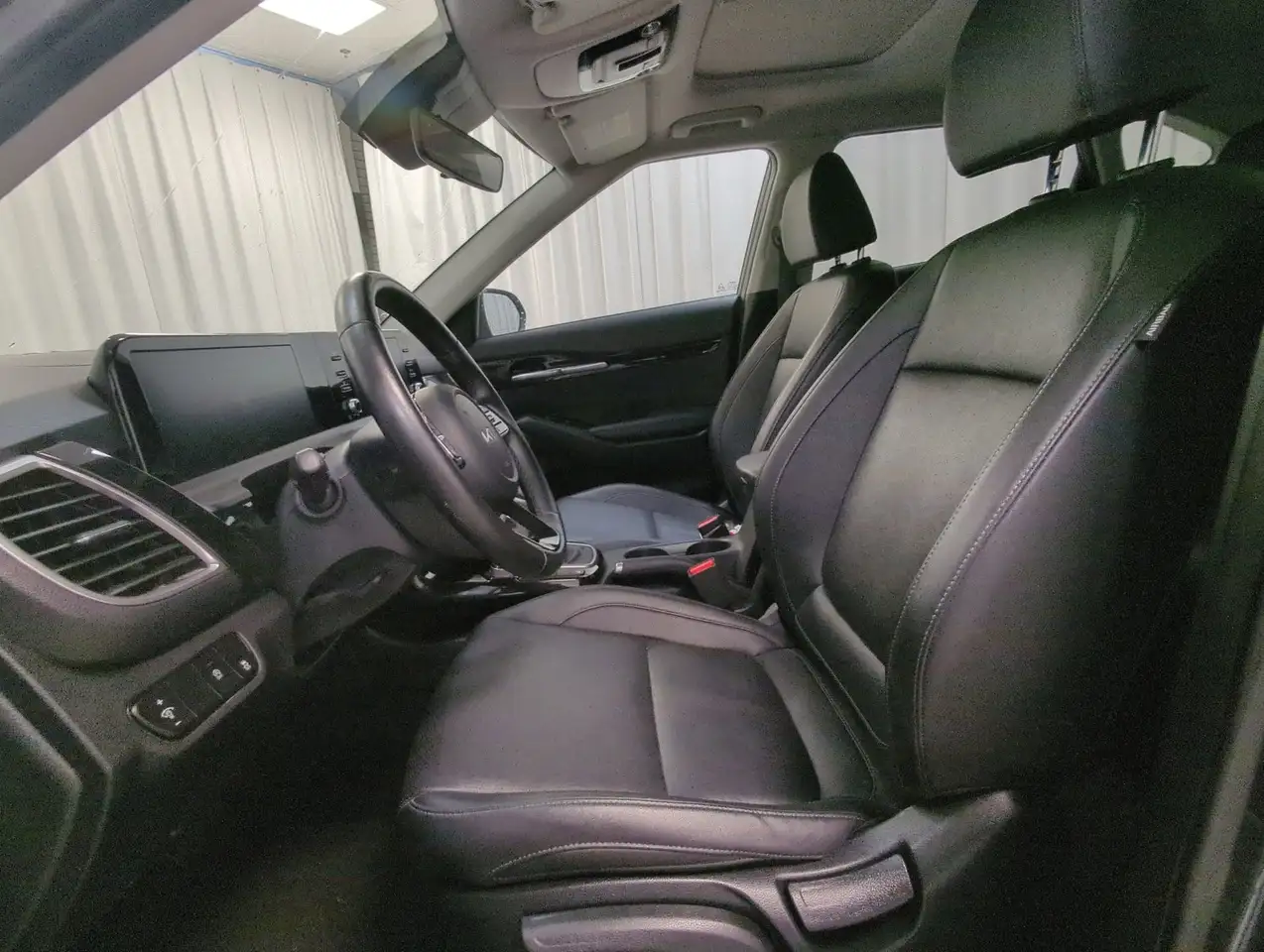 Kia Seltos снимка Kia Seltos