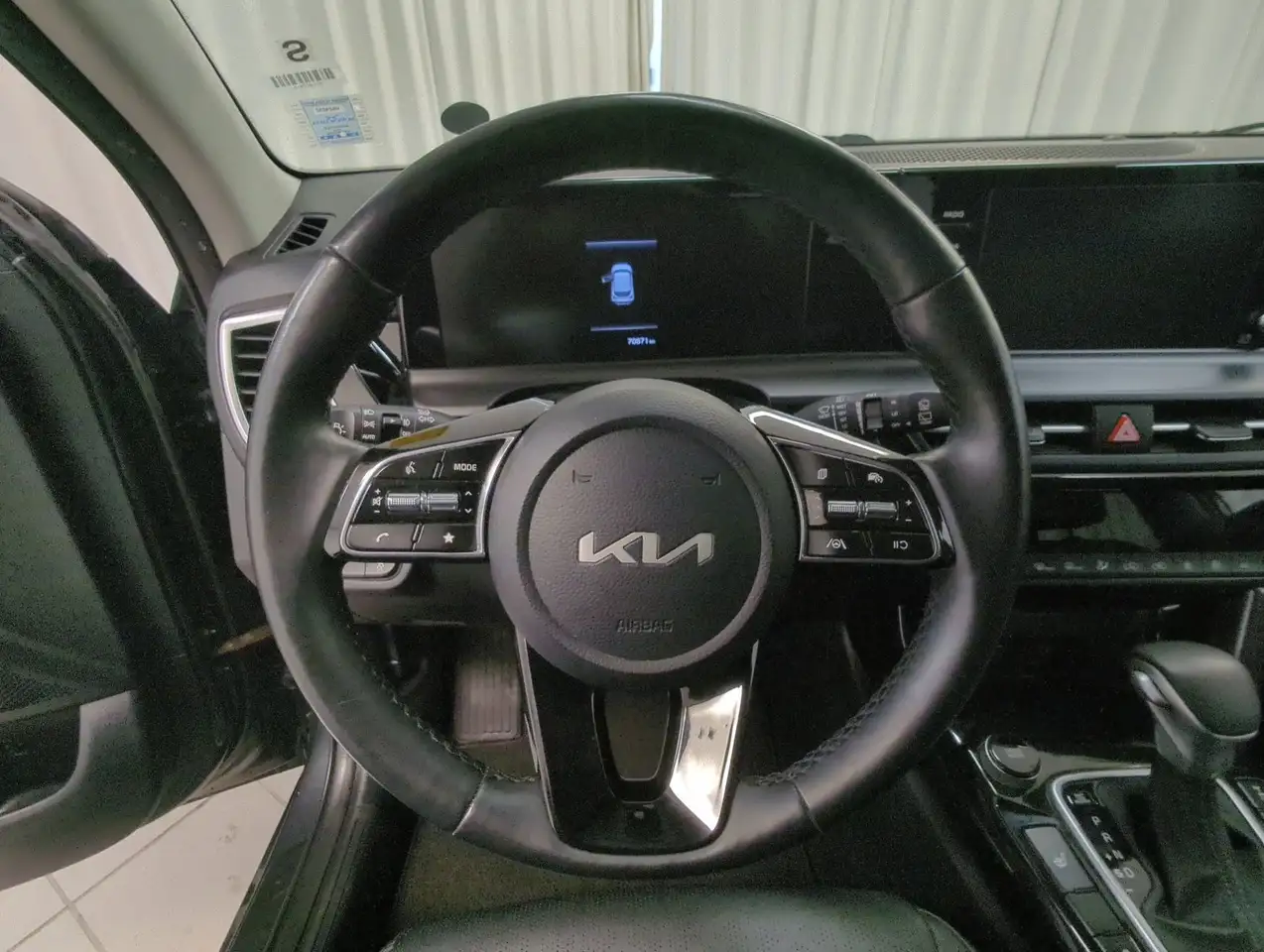 Kia Seltos снимка Kia Seltos
