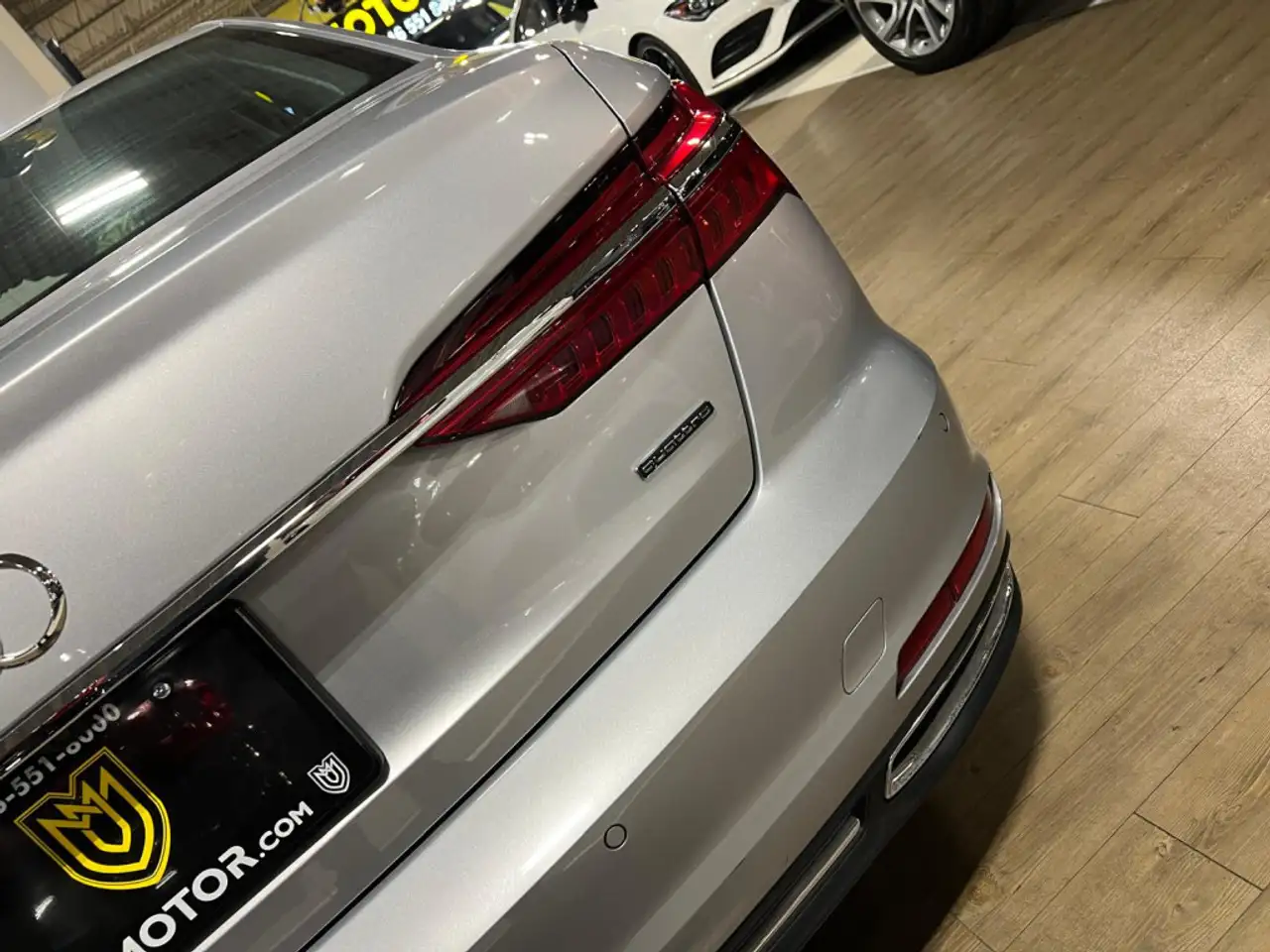 Audi A6 снимка Audi A6