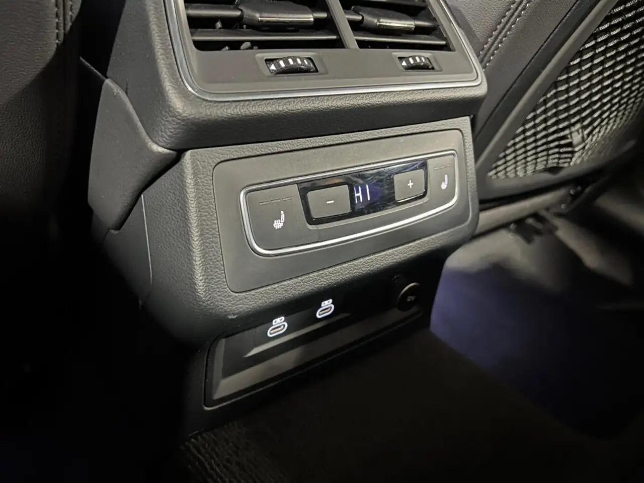 Audi A6 снимка Audi A6