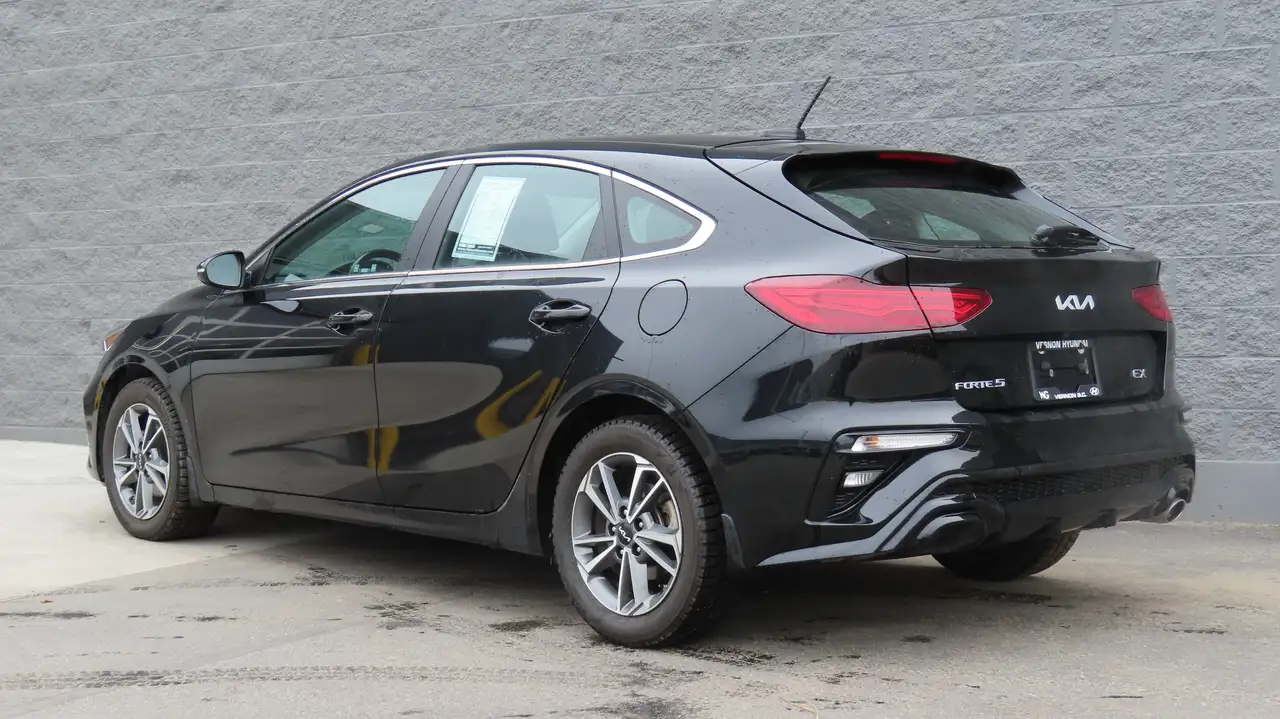 Kia Forte снимка Kia Forte
