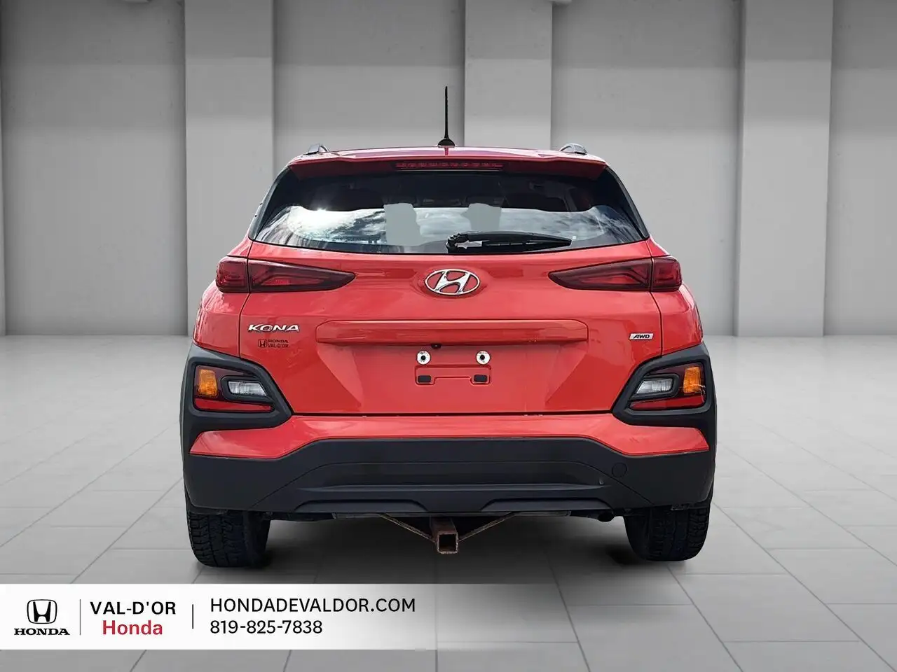Hyundai KONA снимка Hyundai KONA