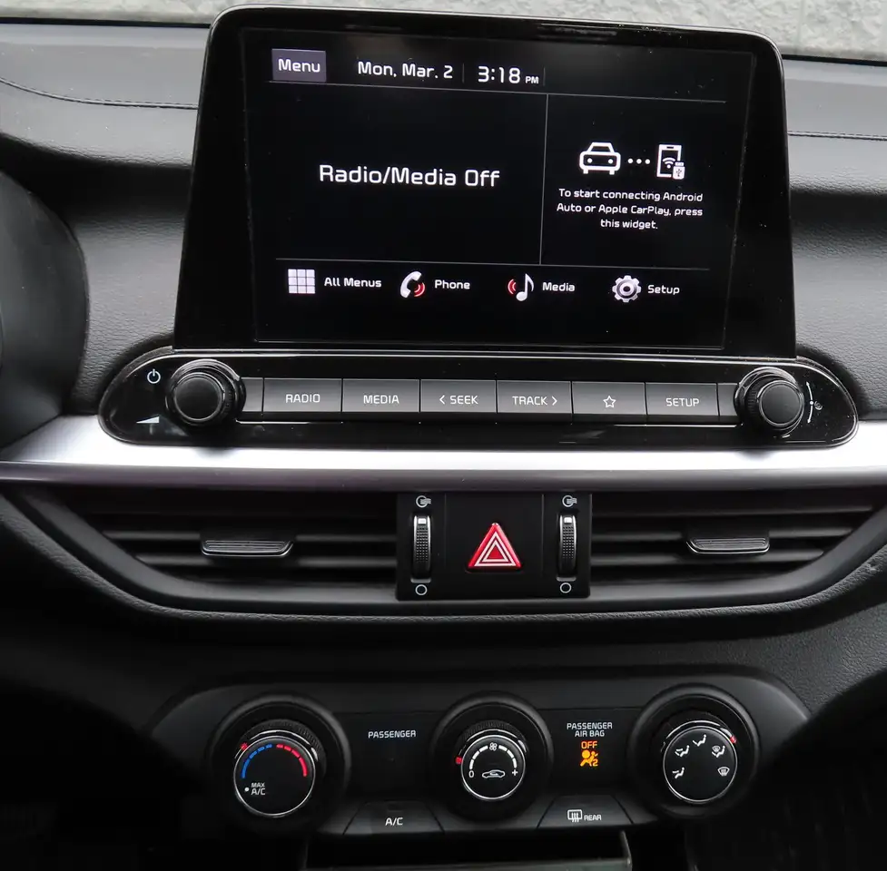 Kia Forte снимка Kia Forte