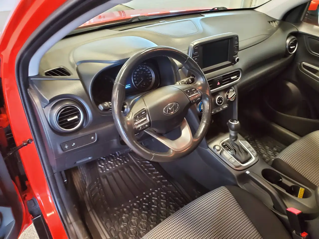Hyundai KONA photo Hyundai KONA