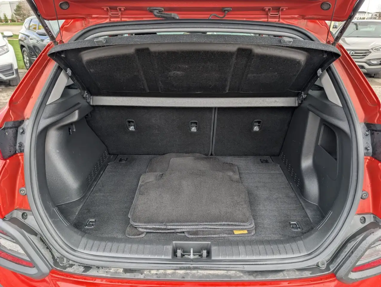 Hyundai KONA снимка Hyundai KONA
