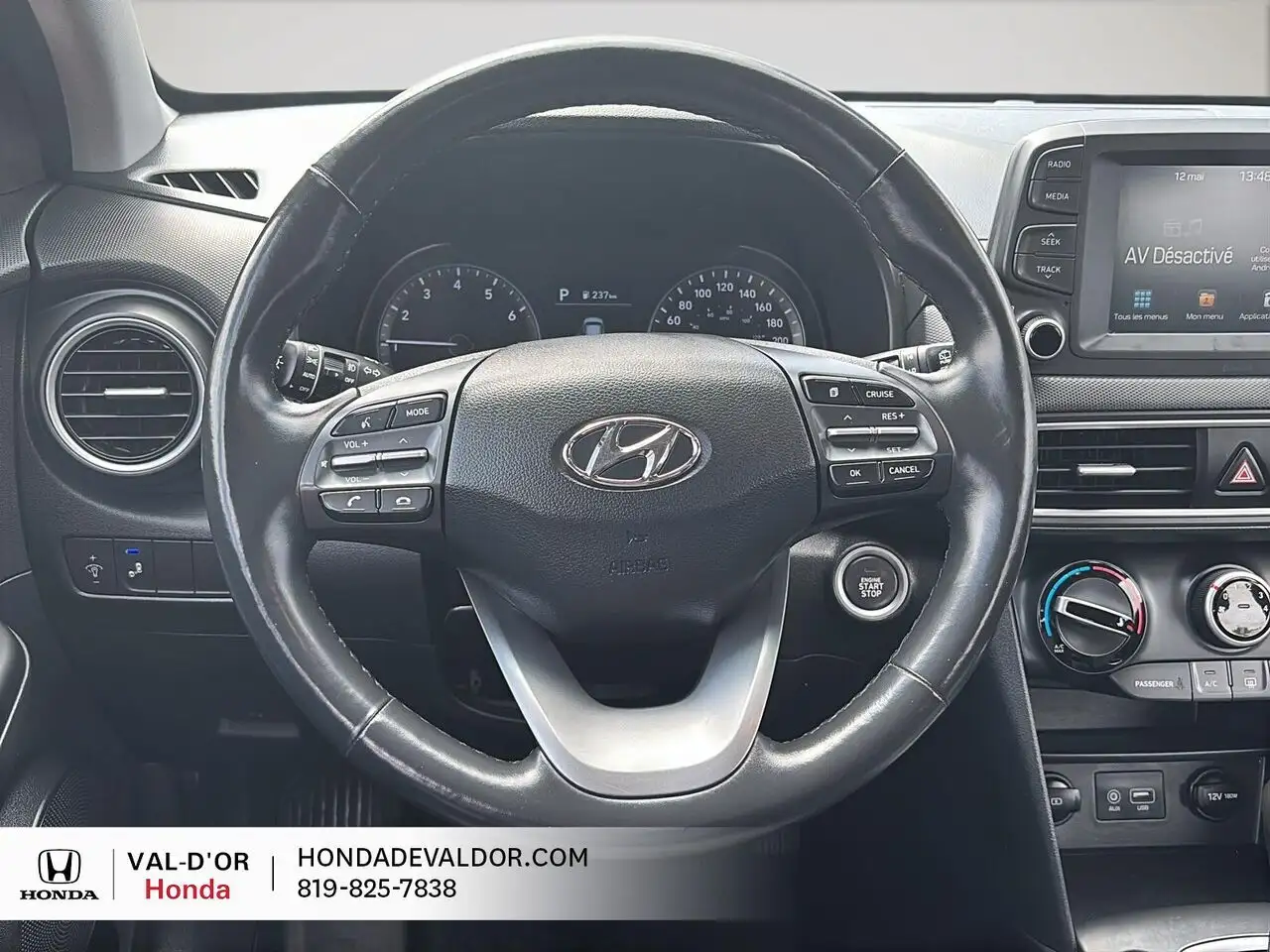Hyundai KONA снимка Hyundai KONA