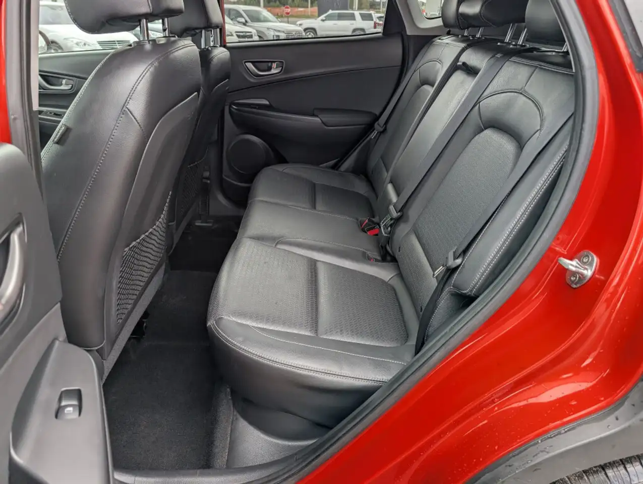 Hyundai KONA снимка Hyundai KONA
