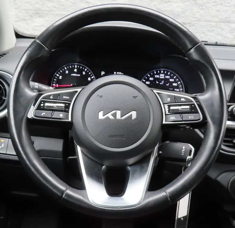 Kia Forte снимка Kia Forte