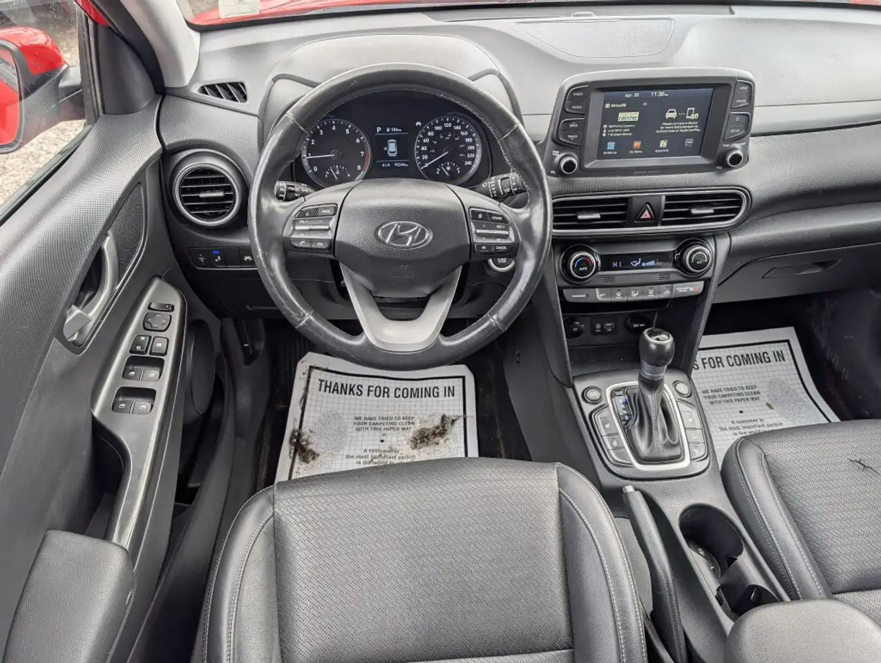 Hyundai KONA снимка Hyundai KONA