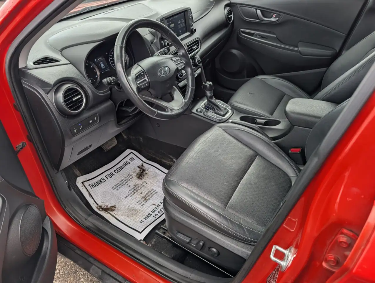Hyundai KONA снимка Hyundai KONA