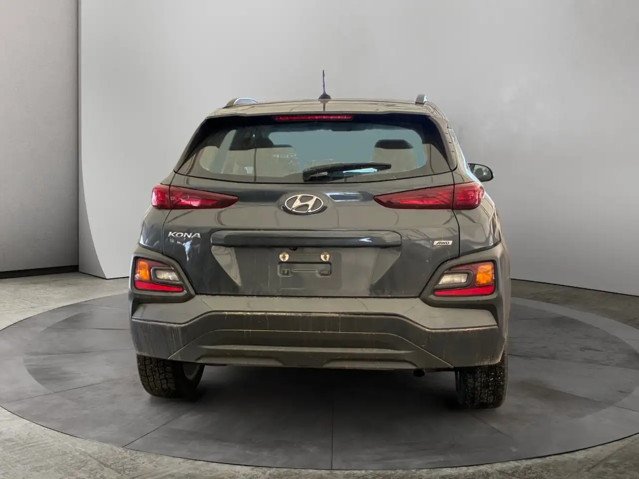 Hyundai KONA снимка Hyundai KONA