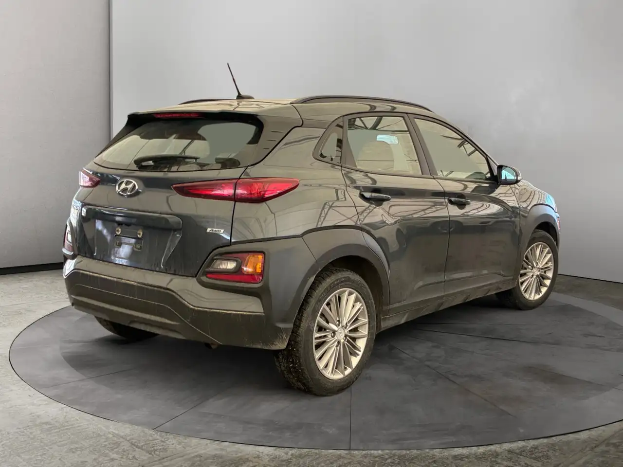Hyundai KONA снимка Hyundai KONA