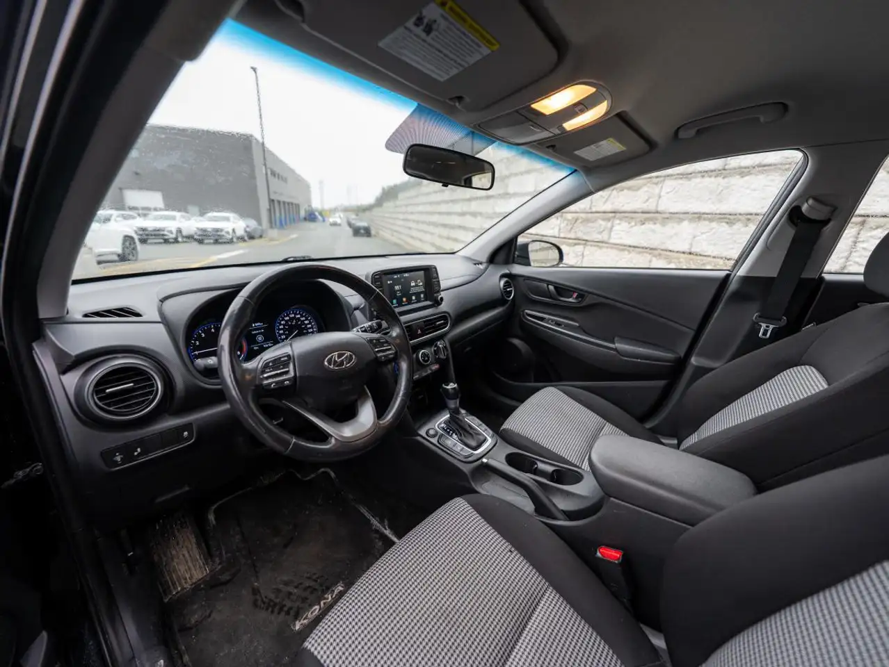 Hyundai KONA photo Hyundai KONA