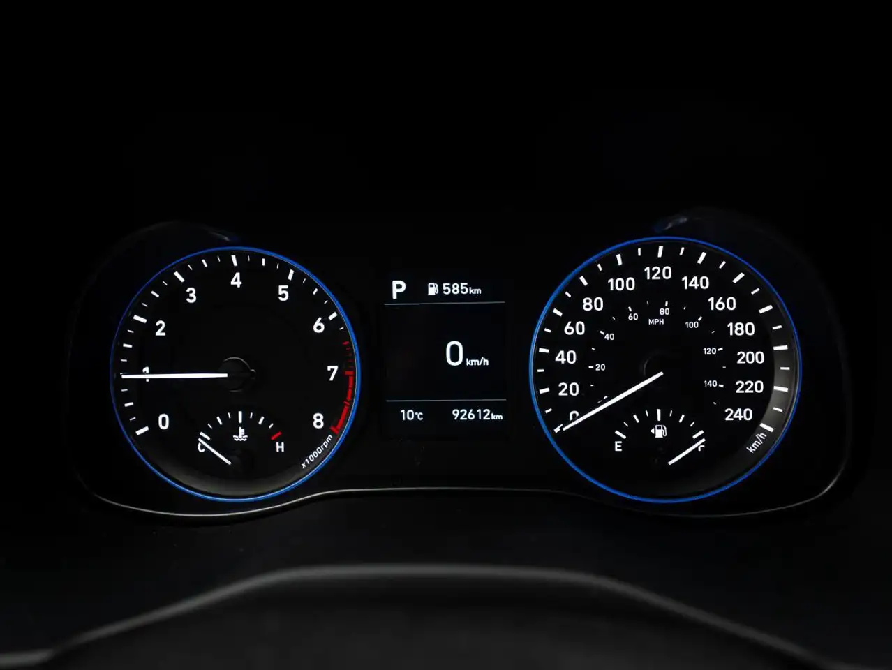 Hyundai KONA photo Hyundai KONA