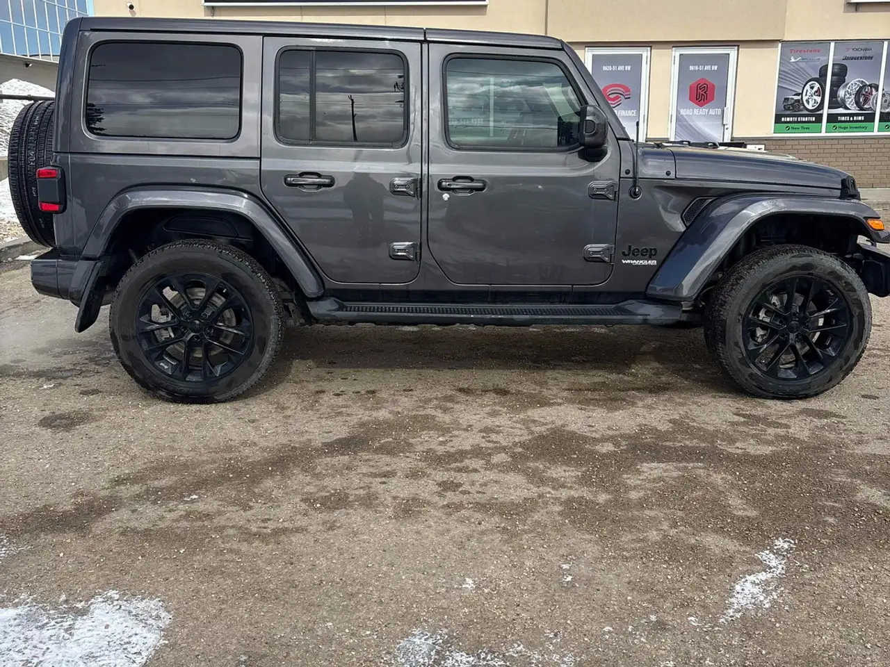 Jeep Wrangler снимка Jeep Wrangler