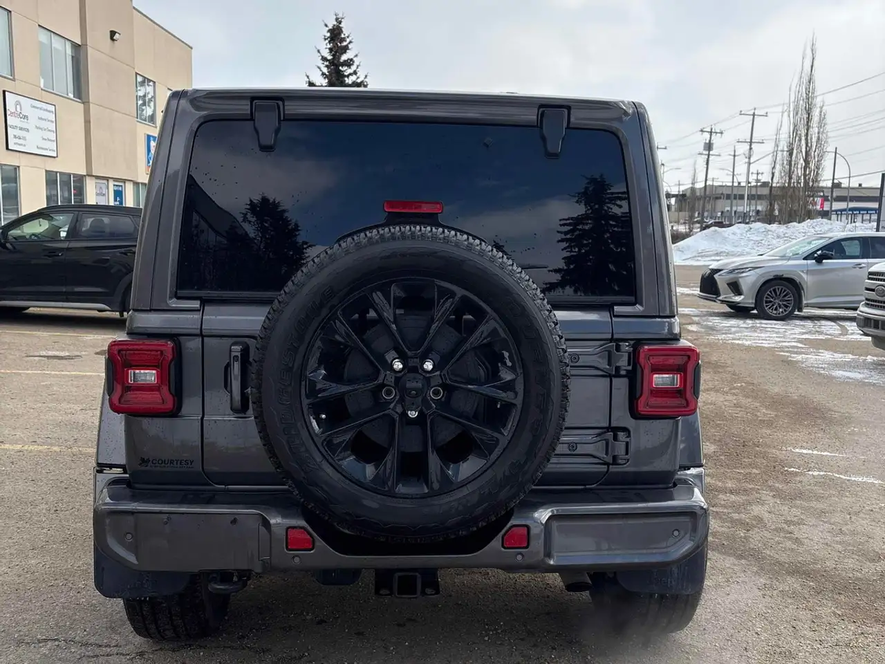 Jeep Wrangler снимка Jeep Wrangler
