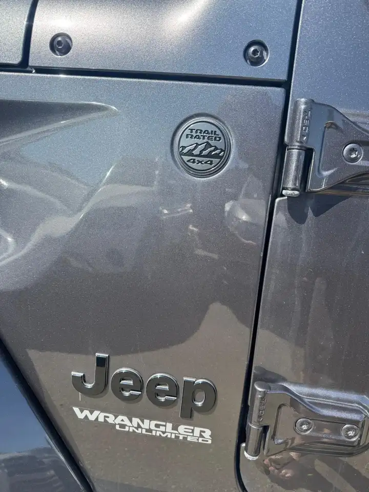 Jeep Wrangler снимка Jeep Wrangler