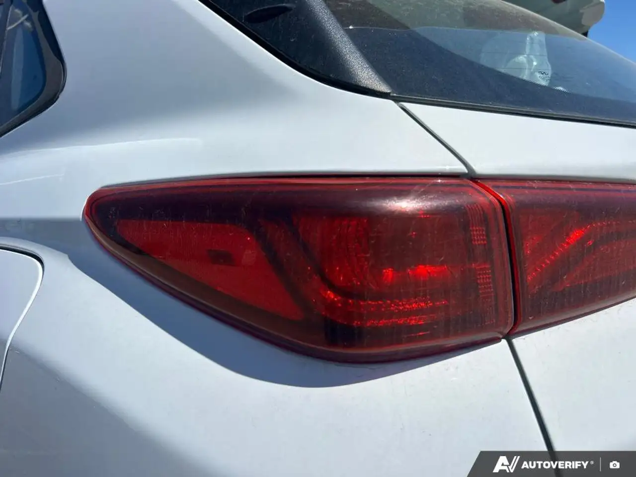 Hyundai KONA photo Hyundai KONA