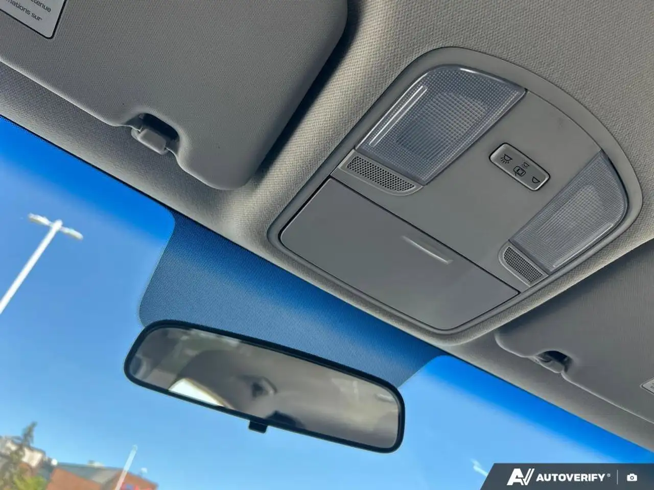 Hyundai KONA photo Hyundai KONA