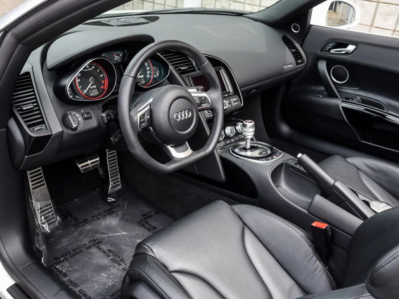 Audi R8 снимка Audi R8