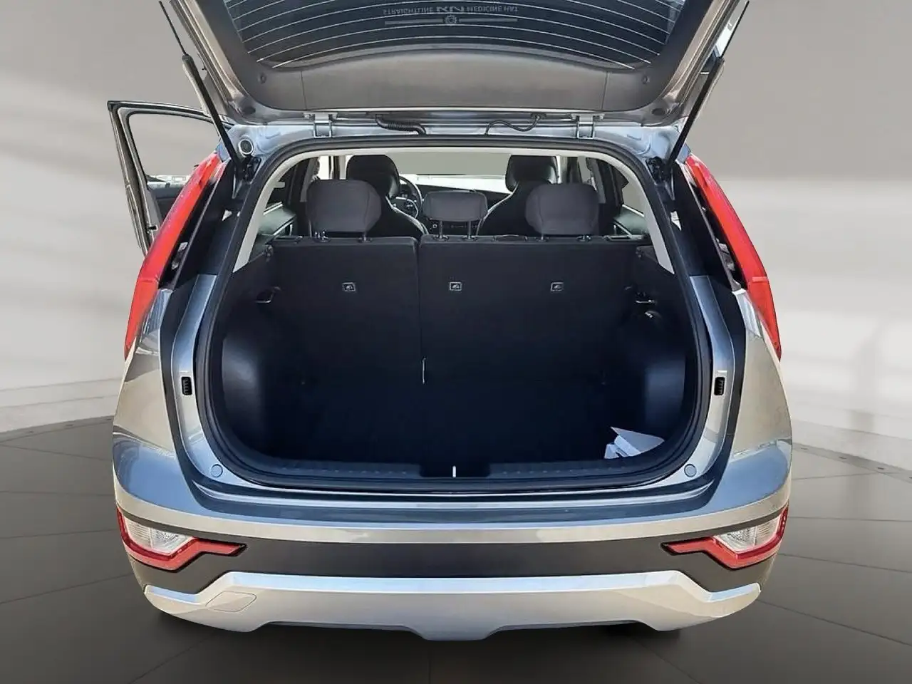 Kia Niro снимка Kia Niro
