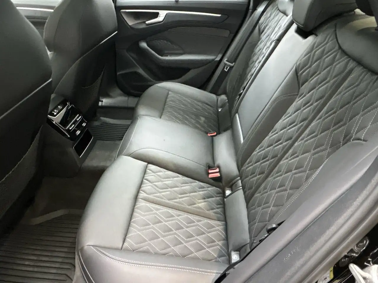 Audi A6 photo Audi A6