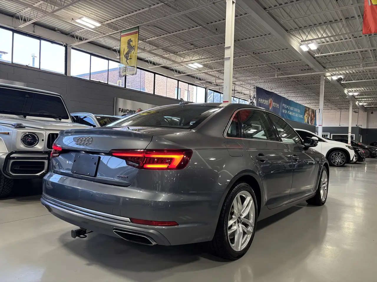 Audi A4 photo Audi A4