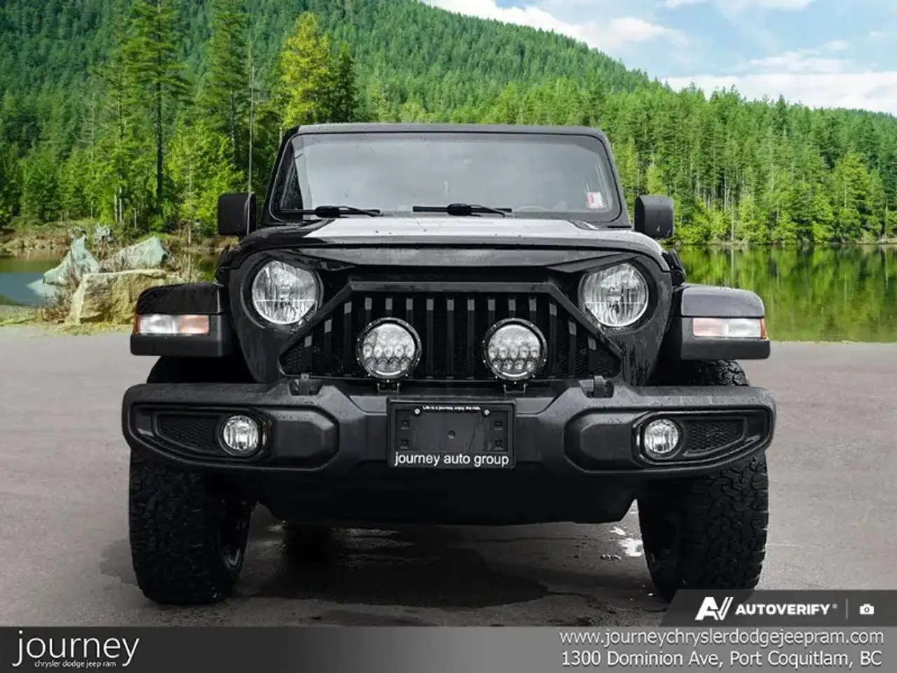 Jeep Wrangler снимка Jeep Wrangler
