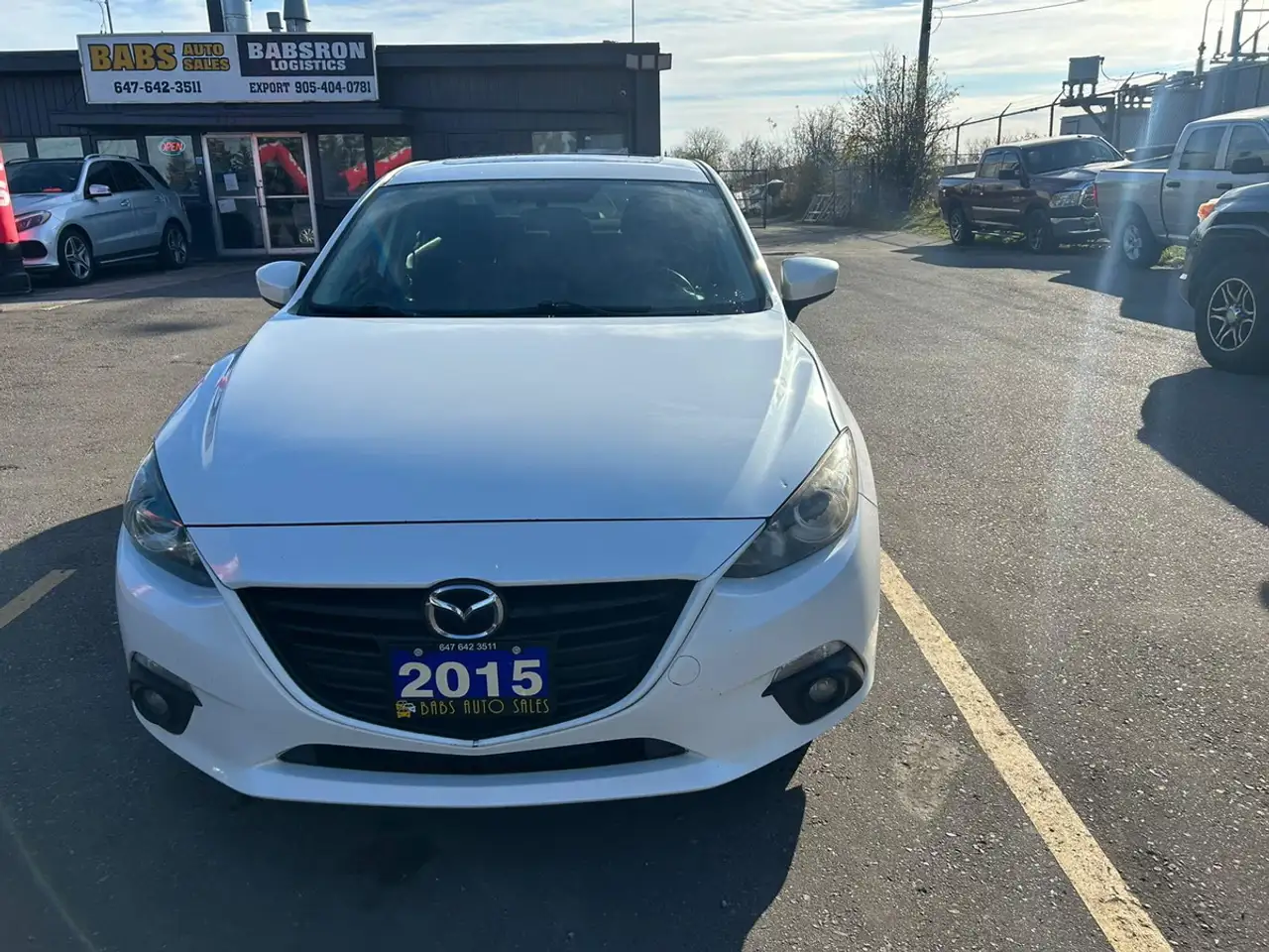 Mazda 3 снимка Mazda 3
