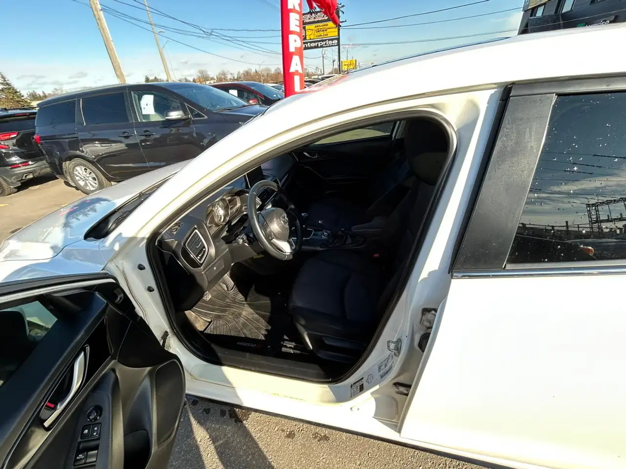 Mazda 3 снимка Mazda 3