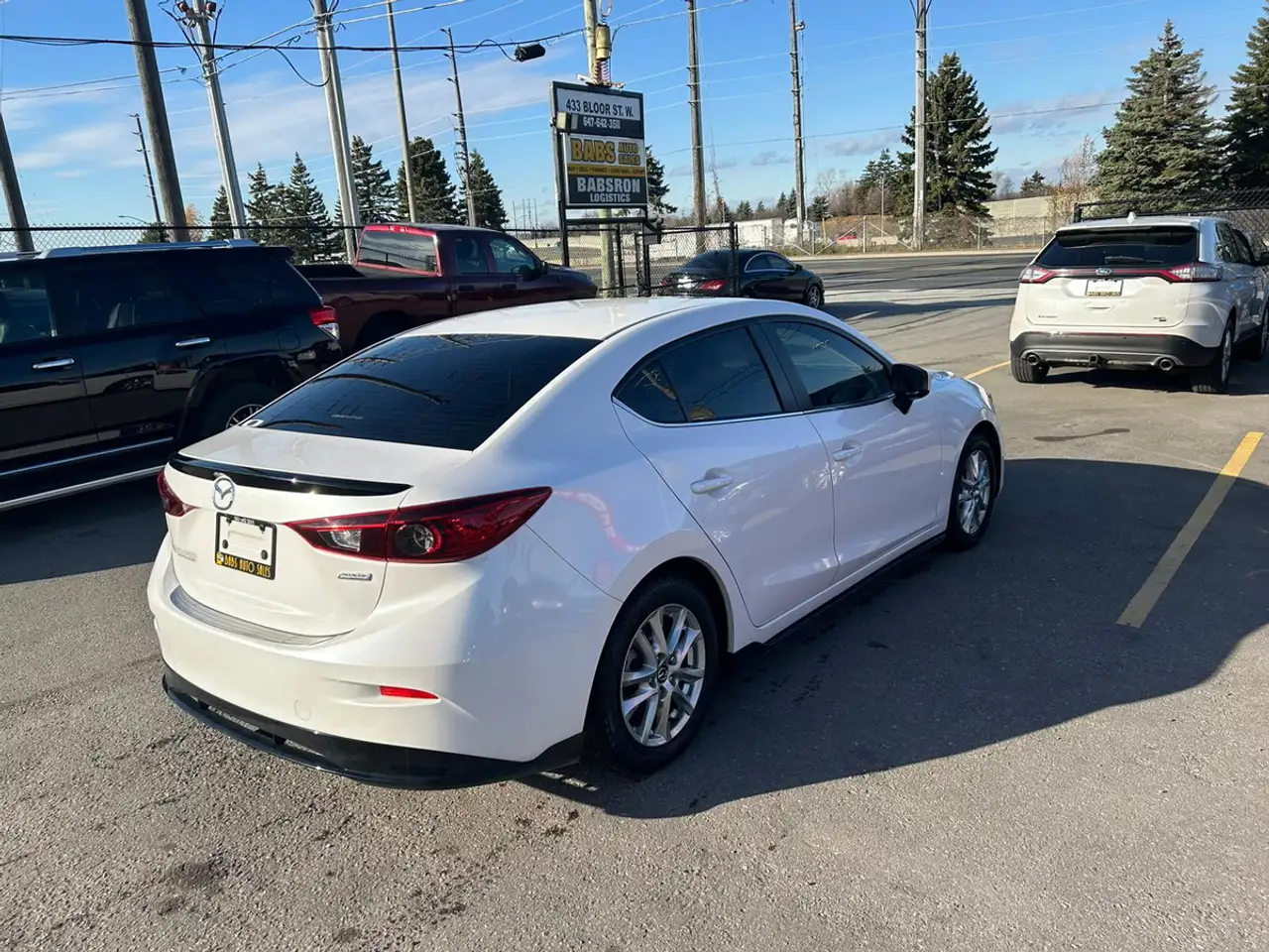 Mazda 3 снимка Mazda 3