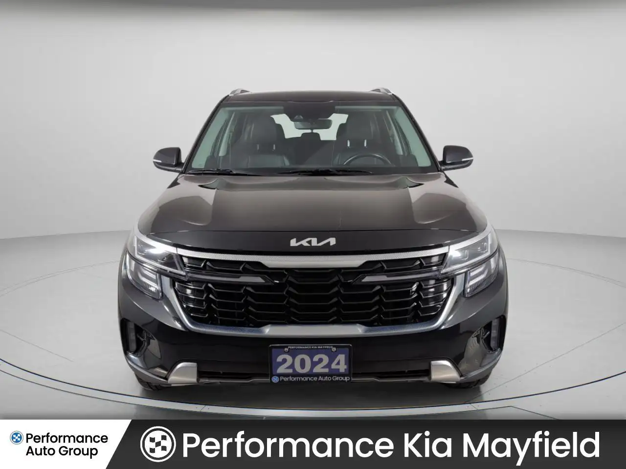Kia Seltos photo Kia Seltos