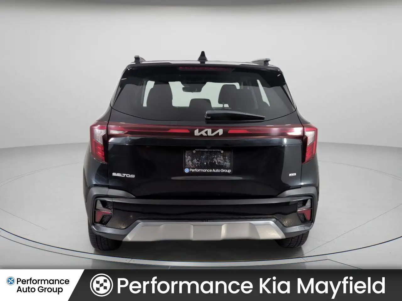 Kia Seltos photo Kia Seltos